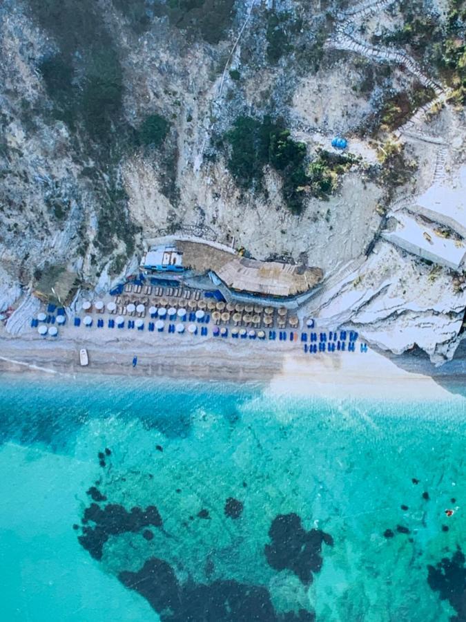Villas Ermali Ксамил Экстерьер фото